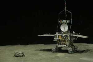 China's lunar rover wakes, mechanical problems unresolved
