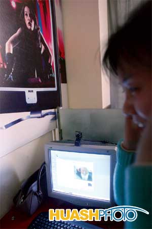 Single centenarian tries matchmaking by video chat