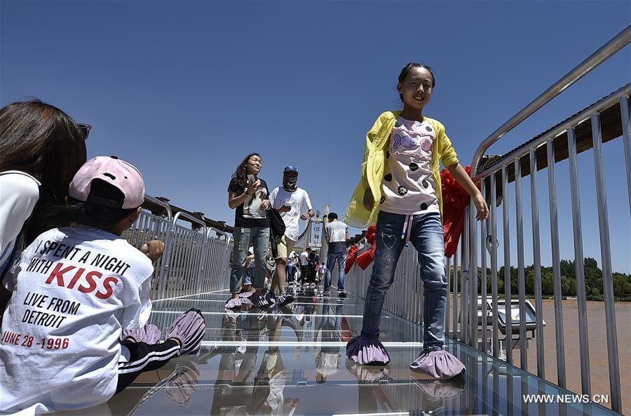 Glass bridge across the Yellow River