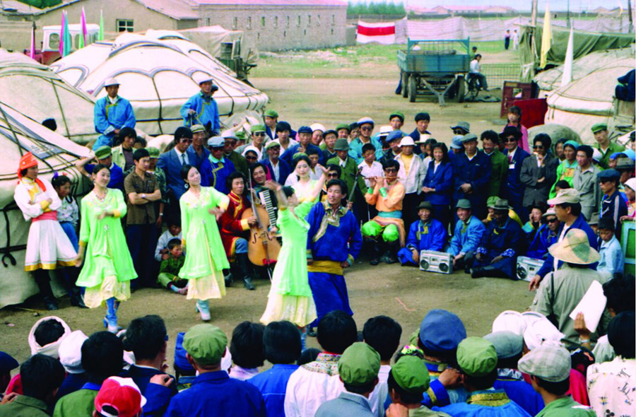 Xi's letter generates excitement among traveling troupes