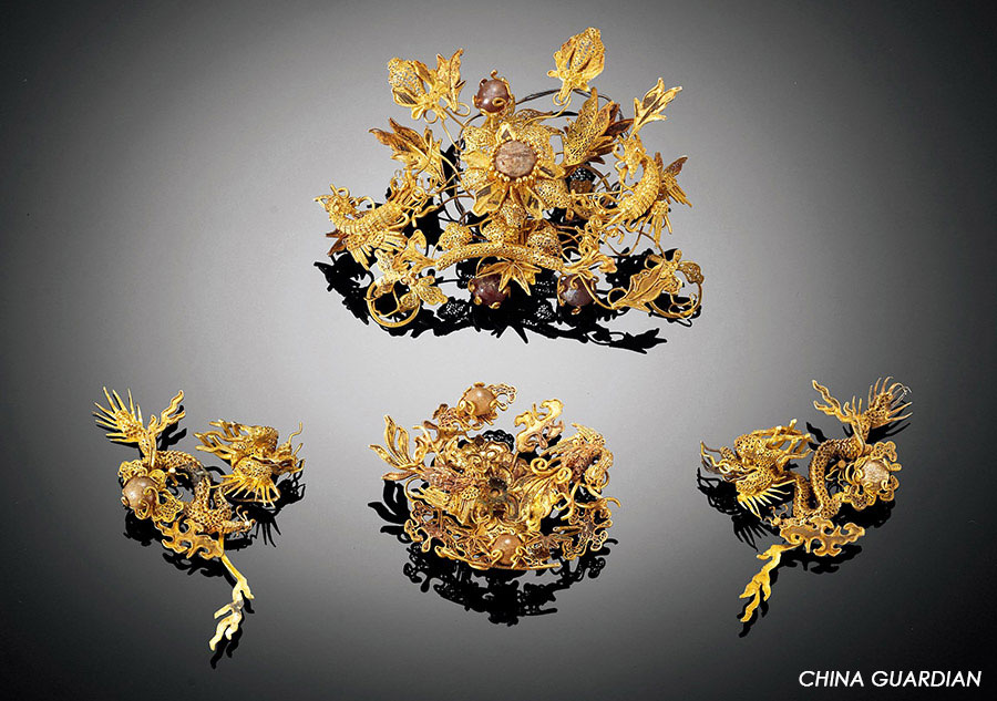 Exquisite examples of Ming and Qing jewelers' craft