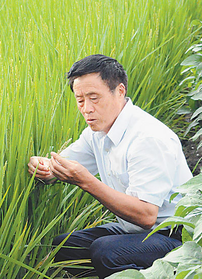 江蘇省常熟市蔣巷村黨委書記常德盛：帶領(lǐng)村民走上幸福路