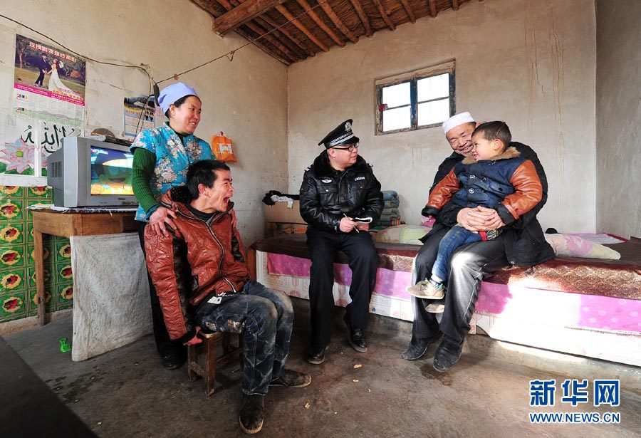 新春走基層：春運衛士，36公里的獨自守護