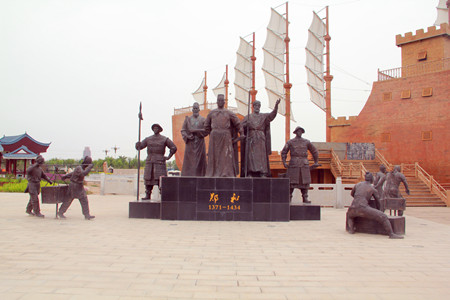 回族歷史人物簡(jiǎn)介-鄭和