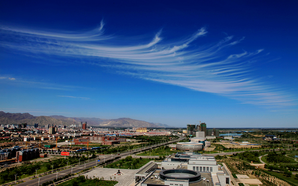 石嘴山：經(jīng)濟(jì)轉(zhuǎn)型促使城市華麗轉(zhuǎn)身