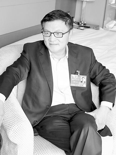 代表委員談提升經(jīng)濟(jì)發(fā)展質(zhì)量:低效投資是中國經(jīng)濟(jì)最大水分