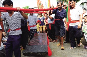 海南樂東羅馬村：一塊石碑見證81年前助學史