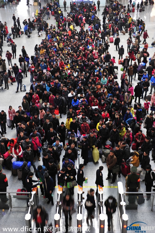 春運(yùn)大幕將啟 客流高峰漸至