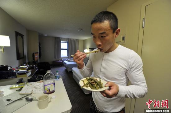 華人故事：中國(guó)職業(yè)拳擊手楊連慧美國(guó)尋夢(mèng)