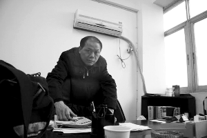 江西上饒鄱陽(yáng)縣財(cái)政局股長(zhǎng)鯨吞近億 局長(zhǎng)等被免