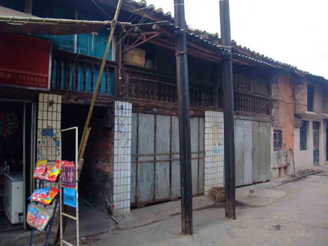 金飛豹日記：機車頭不是開的，而是推的