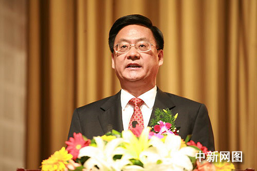 山東省政協補選劉偉為主席(組圖)