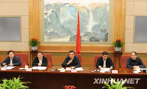 國務(wù)院設(shè)立食品安全委員會 李克強任主任