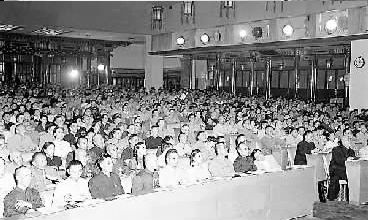 專家解讀選舉法4次修改:暫不規(guī)定流動人口選舉