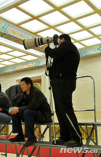 百家媒體云集政協(xié)首場新聞發(fā)布會