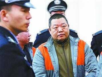 臧天朔服法至今未入獄服刑 獄方看上其文藝特長