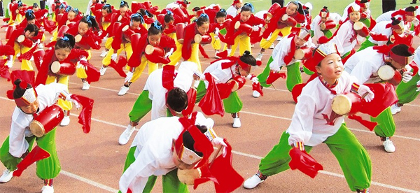 傳承地方特色彰顯校園文化