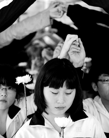 浙江各界哀悼玉樹罹難同胞（圖）