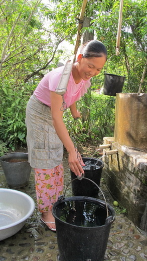 云南瑞麗邊境：一秋千蕩兩國