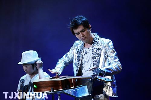 周杰倫“跨時(shí)代”巡演天津開(kāi)唱