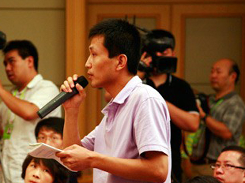 農業部介紹夏糧生產和上半年農業形勢等情況