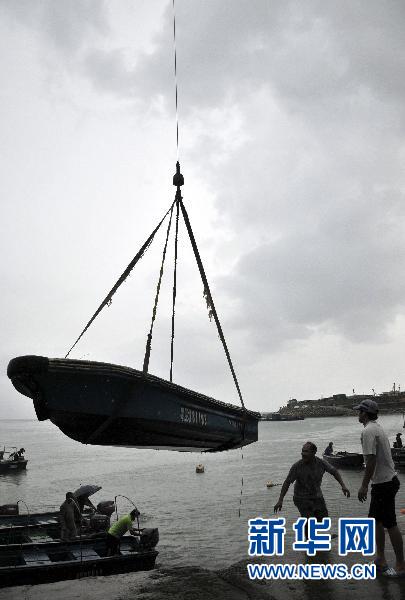 臺風(fēng)“燦都”已在廣東吳川登陸 預(yù)計今晚進(jìn)入廣西