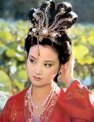 紅樓牛人的理財啟示:從王熙鳳放貸到劉姥姥“融資”