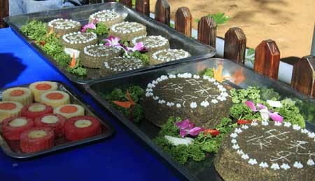 云南野生動物園為動物過中秋