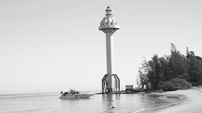 廣東湛江外海最大無人島10余年減小近一半