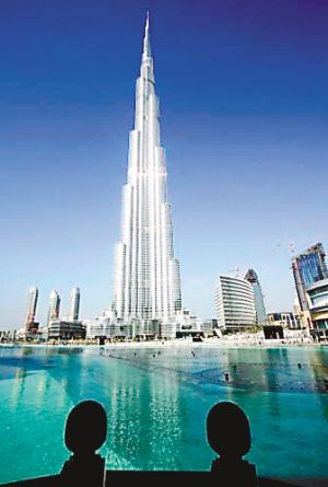 網友稱武漢建世界第三高樓花費 夠建3個迪拜塔(圖)