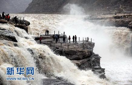 黃河壺口瀑布再現(xiàn)