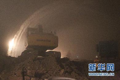 大連隧道坍塌生命救援:12名被困人員安全無(wú)恙