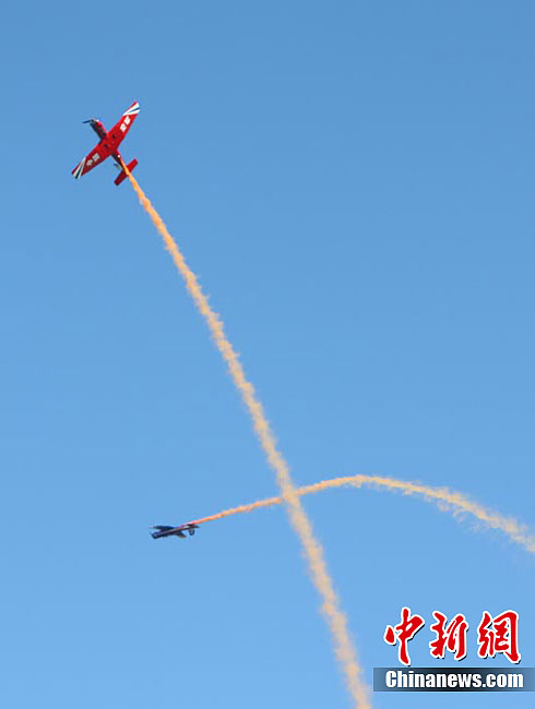 長春首屆航空展中國三支飛行表演隊齊亮相