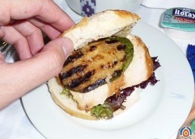 飛機(jī)上也有美食！看看各航空公司飛機(jī)餐