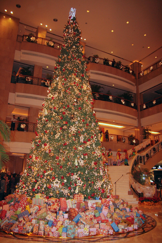 成都天府麗都喜來登飯店舉行圣誕點燈儀式