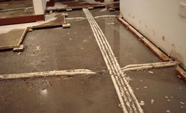 售樓小姐曝寒冬里的坑爹招數