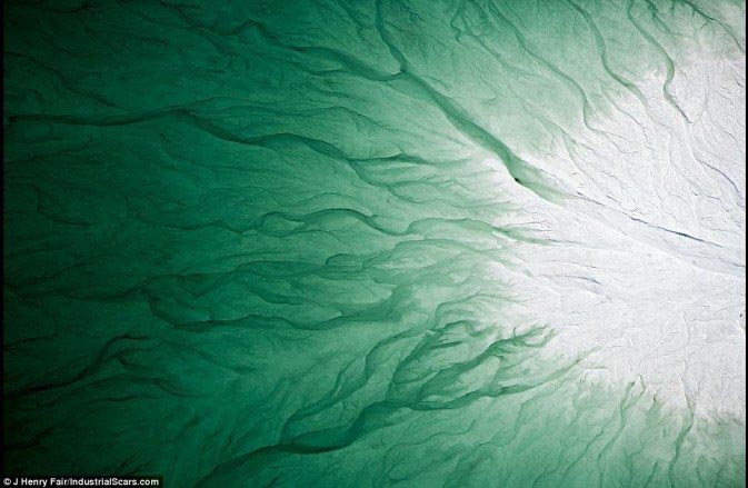 這是地球傷痕 不是玩藝術(shù)