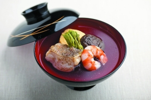 云端之上味蕾起飛 盤點航空公司招牌飛機餐