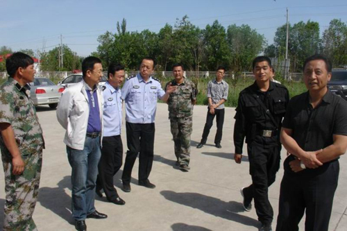 伊犁州政法委督導組蒞臨奎屯市檢查指導工作