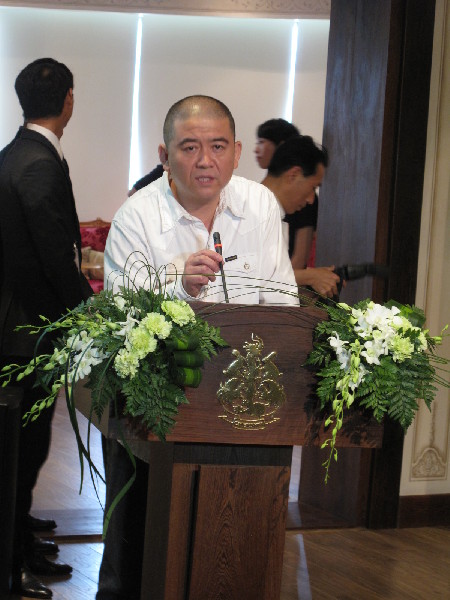 “變卦:任思鴻當代藝術展”在武漢鉆石藝術博物館開幕