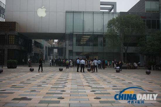 蘋果新iPad行貨內(nèi)地上市 “瘋狂排隊(duì)”場(chǎng)景不再