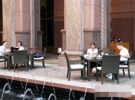 40噸黃金八星級酒店