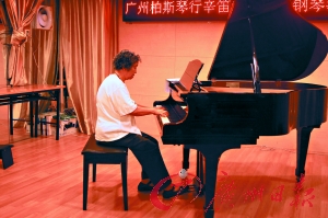 超勵志！七旬阿婆圓夢拿下鋼琴八級