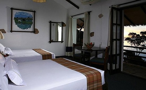 組圖:世界上十大最遙遠賓館 潛水才能到達