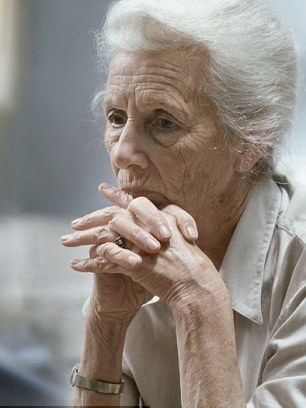 阿爾茨海默癥患者福音 高科技GPS鞋防走失(圖)