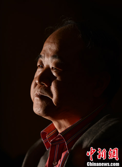 莫言獲獎后首次在北京公開亮相