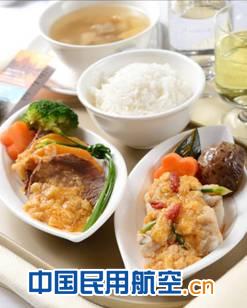 港龍航空推出秋冬時令餐膳：蟹粉、煲仔飯