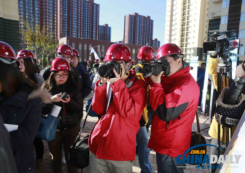 中外記者參觀采訪北京石景山區衙門口保障房小區