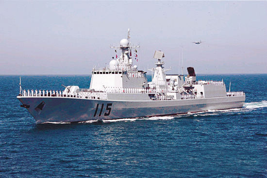 中國戰艦疑遭不明潛艇偵查 反潛直升機緊急起飛