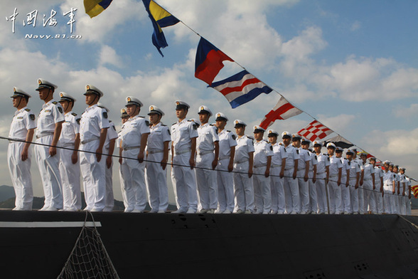 中國(guó)海軍新型潛艇內(nèi)部照曝光